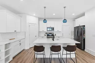 1974 W 775 N, Layton, UT 84041 - Photo 5