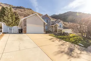 2522 N 1600 E, North Ogden, UT 84414 - Photo 3