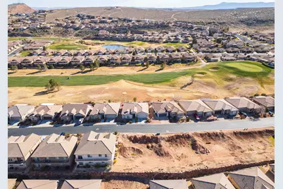 2261 S Tonaquint Dr #11, Saint George, UT 84770 - Photo 15