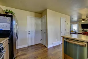 1119 S 970 W, Tooele, UT 84074 - Photo 13
