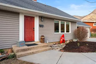 1470 E 32nd S, Ogden, UT 84403 - Photo 3