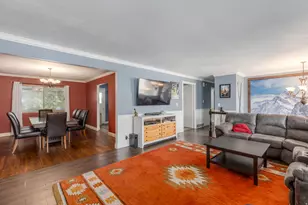 8268 S 865 E, Sandy, UT 84094 - Photo 5