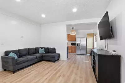 61 W Main St, Wellsville, UT 84339 - Photo 3