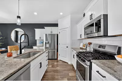 512 S Pegasus Way, Saratoga Springs, UT 84045 - Photo 11