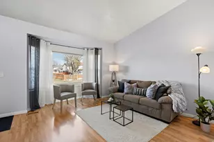 864 E 625 St S, Layton, UT 84041 - Photo 3