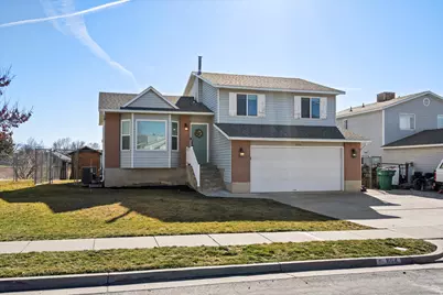 864 E 625 St S, Layton, UT 84041 - Photo 1