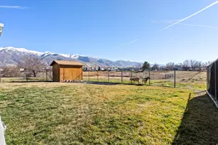 864 E 625 St S, Layton, UT 84041 - Photo 25