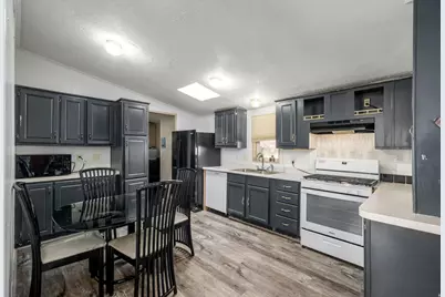 105 2nd E, East Carbon, UT 84520 - Photo 13