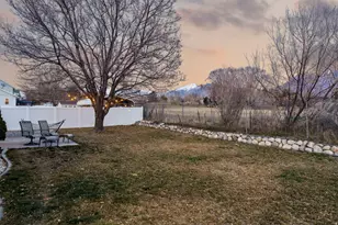 1016 N 250 W, American Fork, UT 84003 - Photo 33