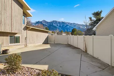 9106 S Mallard Cir E, Sandy, UT 84093 - Photo 11