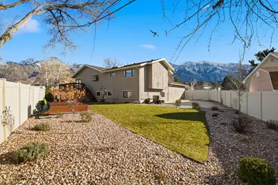 9106 S Mallard Cir E, Sandy, UT 84093 - Photo 9