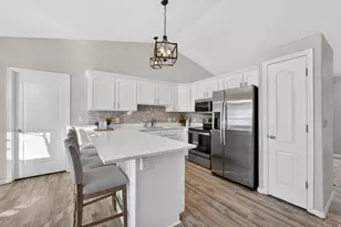 1573 W Erickson Park Dr S, West Jordan, UT 84084 - Photo 5