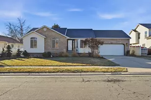 1573 W Erickson Park Dr S, West Jordan, UT 84084 - Photo 25