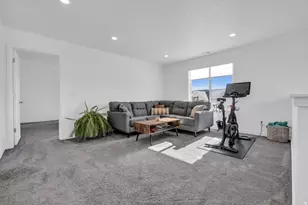 8496 N Tiffany Ln, Lake Point, UT 84074 - Photo 23