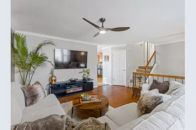 11270 S Farnsworth Ln, Sandy, UT 84070 - Photo 13