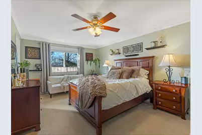 11270 S Farnsworth Ln, Sandy, UT 84070 - Photo 15