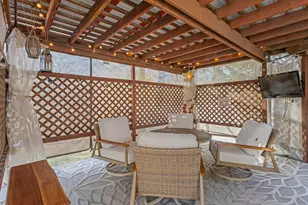 11270 S Farnsworth Ln, Sandy, UT 84070 - Photo 7