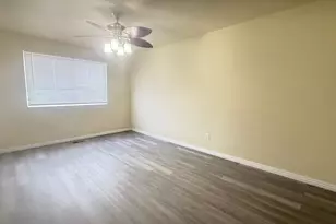 6189 S Dewdrops Dr W, Kearns, UT 84118 - Photo 7