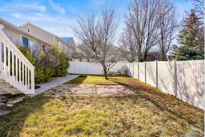 726 Pioneer Ave, Tooele, UT 84074 - Photo 19