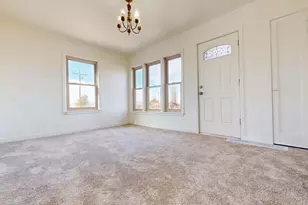 102 E 400 S, Cedar City, UT 84720 - Photo 9