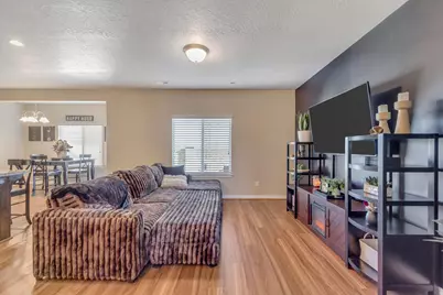 11821 S Rushmore Park Ln, Herriman, UT 84096 - Photo 9