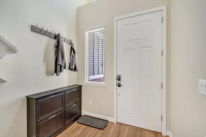 11821 S Rushmore Park Ln, Herriman, UT 84096 - Photo 7