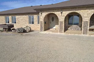 1025 S 200 E, Blanding, UT 84511 - Photo 25