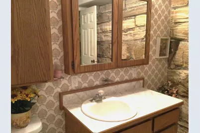 1025 S 200 E, Blanding, UT 84511 - Photo 43