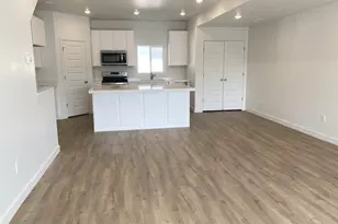 4572 W Pleasant Pine Ct S, West Valley, UT 84120 - Photo 27