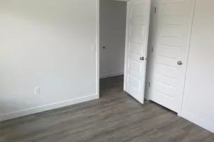 4572 W Pleasant Pine Ct S, West Valley, UT 84120 - Photo 9