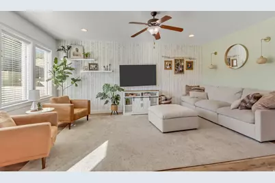 1237 N Silvercrest Dr, Saratoga Springs, UT 84045 - Photo 3