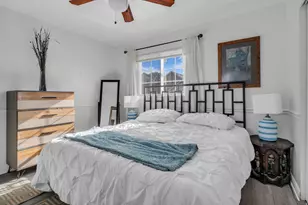 7462 S 2300 E, Cottonwood Heights, UT 84121 - Photo 13