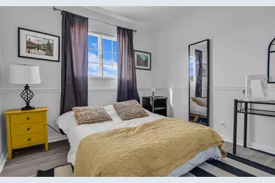 7462 S 2300 E, Cottonwood Heights, UT 84121 - Photo 15