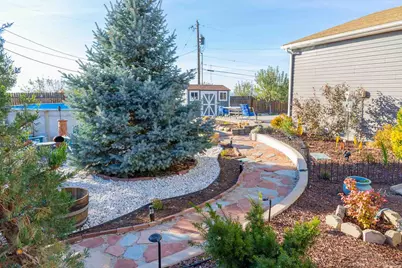 7462 S 2300 E, Cottonwood Heights, UT 84121 - Photo 45