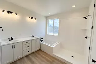 2403 E Sunflower Dr, Eagle Mountain, UT 84005 - Photo 19