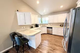 679 E 400 N, Spanish Fork, UT 84660 - Photo 13