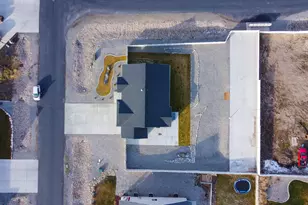 8214 N Lakeshore Dr, Lake Point, UT 84074 - Photo 19