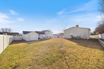 851 E Center St, Pleasant Grove, UT 84062 - Photo 31