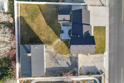 851 E Center St, Pleasant Grove, UT 84062 - Photo 37