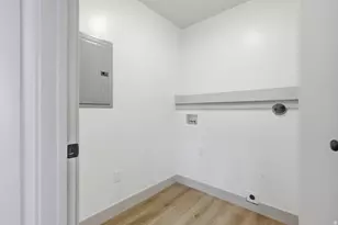 864 E 250 N, Hyrum, UT 84319 - Photo 15