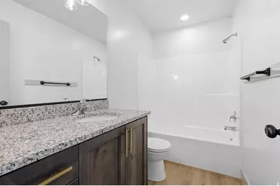 864 E 250 N, Hyrum, UT 84319 - Photo 13