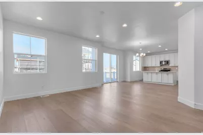 3816 W 2300 N, Clinton, UT 84015 - Photo 9