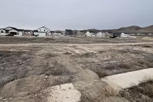 2343 E Sunflower Dr, Eagle Mountain, UT 84005 - Photo 3