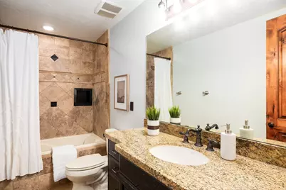 407 E Hidden Lake Dr, Bountiful, UT 84010 - Photo 31