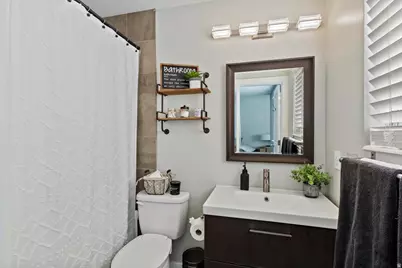 1120 E 2200 N, Layton, UT 84040 - Photo 9