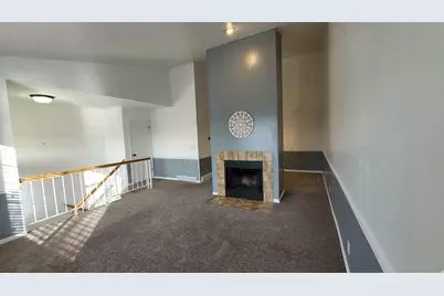 3241 S Plum Tree Ln W, Bountiful, UT 84010 - Photo 5