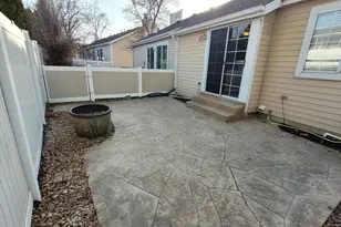 3241 S Plum Tree Ln W, Bountiful, UT 84010 - Photo 15