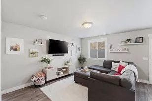 248 W 1950 N, Harrisville, UT 84414 - Photo 3