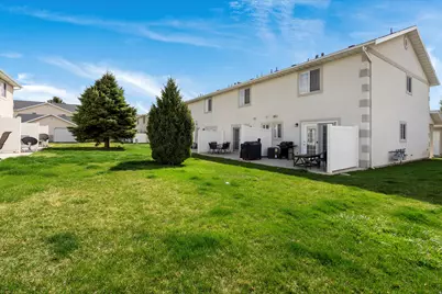 325 E 2300 N, North Ogden, UT 84414 - Photo 29