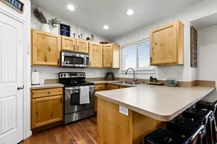103 E 1250 N, Layton, UT 84041 - Photo 9